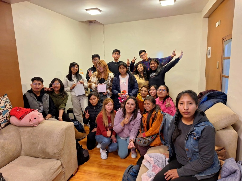 Ekklesia Bolivia: Una Familia foto 2