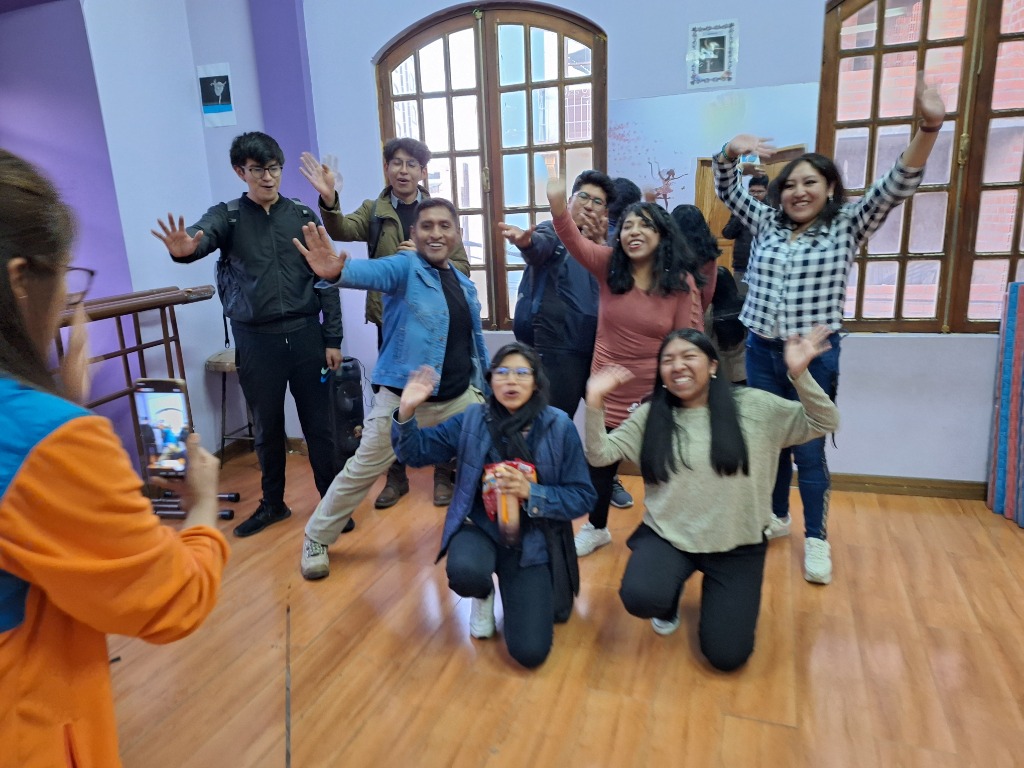 Ekklesia Bolivia: Una Familia foto 3